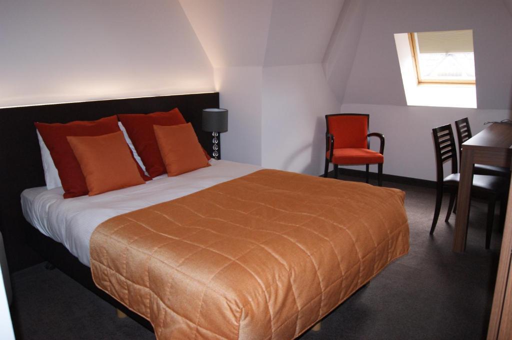 Hotel Malpertuus Riemst Δωμάτιο φωτογραφία